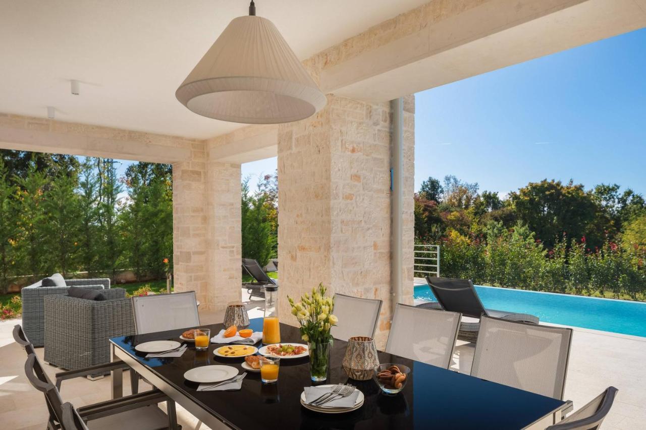 Villa Divine By Ilc Brtonigla Exteriér fotografie
