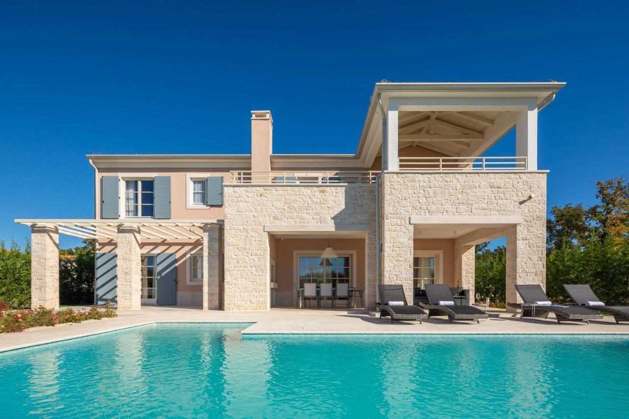 Villa Divine By Ilc Brtonigla Exteriér fotografie
